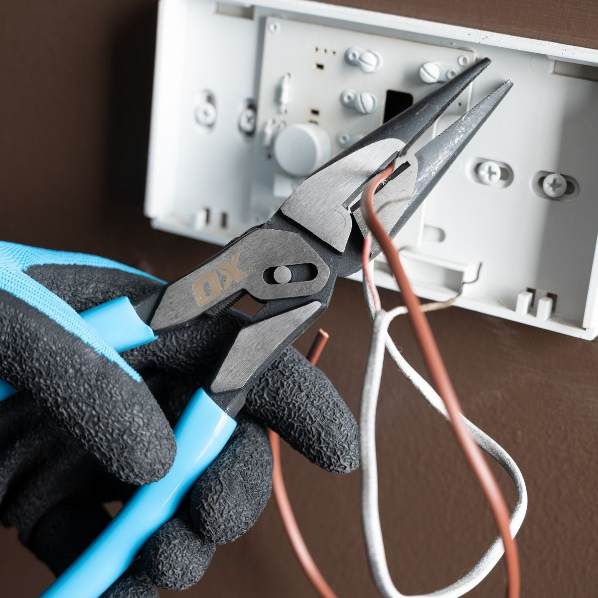 OX MaxForce Needle Nose Pliers OX-P327501