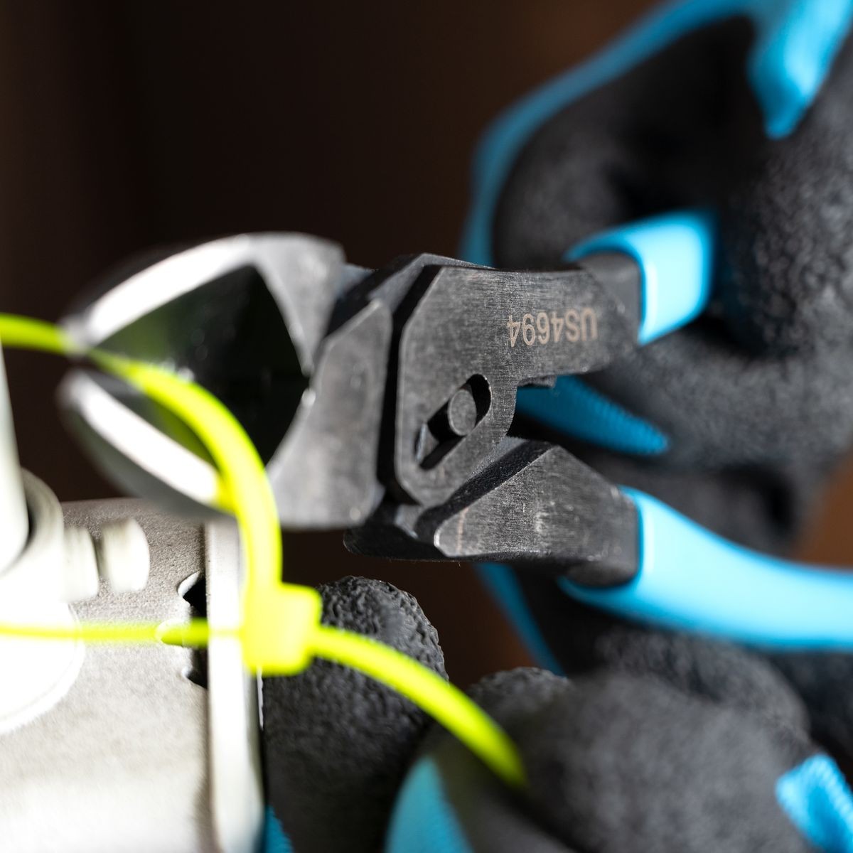 OX MaxForce Side Cutter Pliers OX-P327601