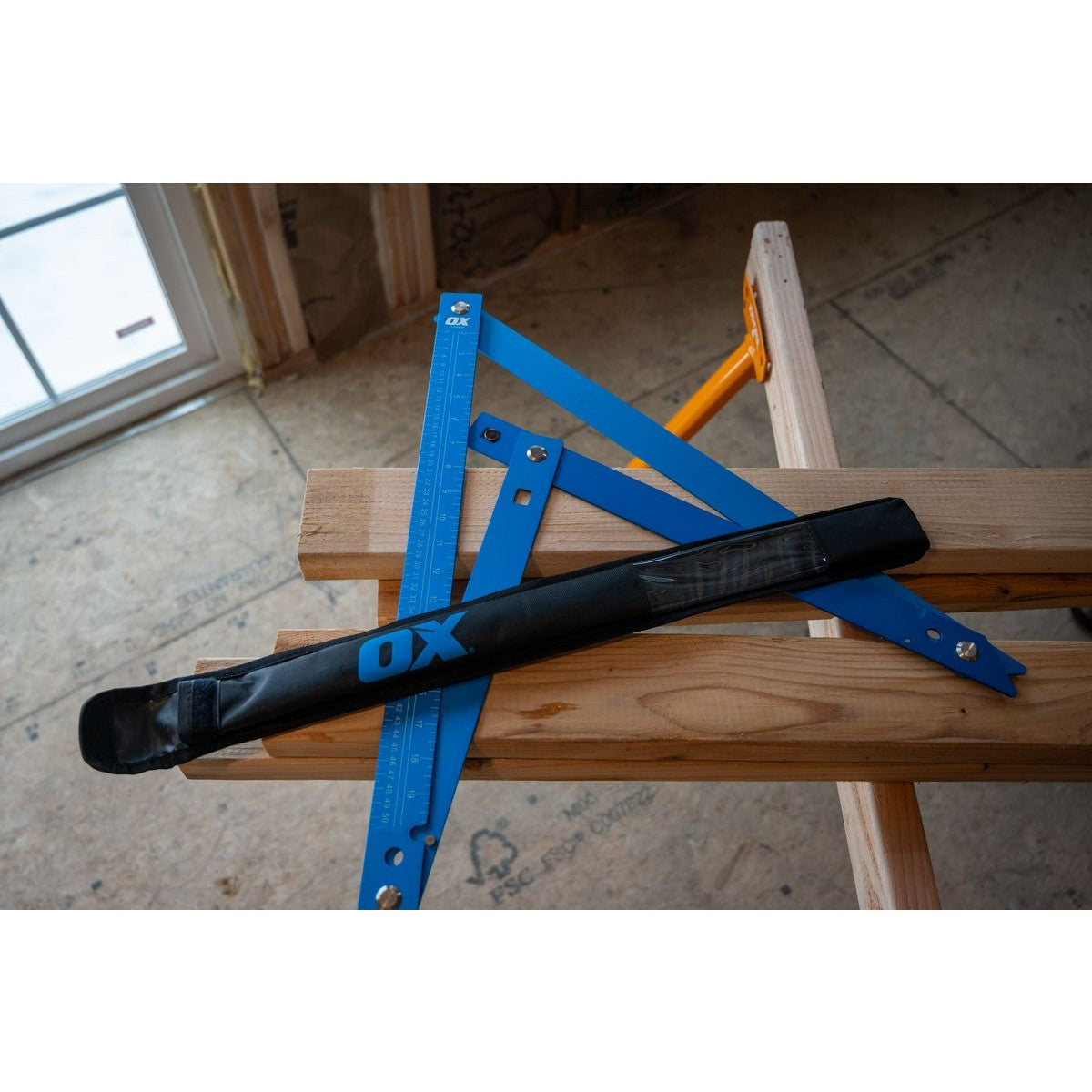 OX Aluminium Folding Square – 600mm / 24 Inch OX-P508706