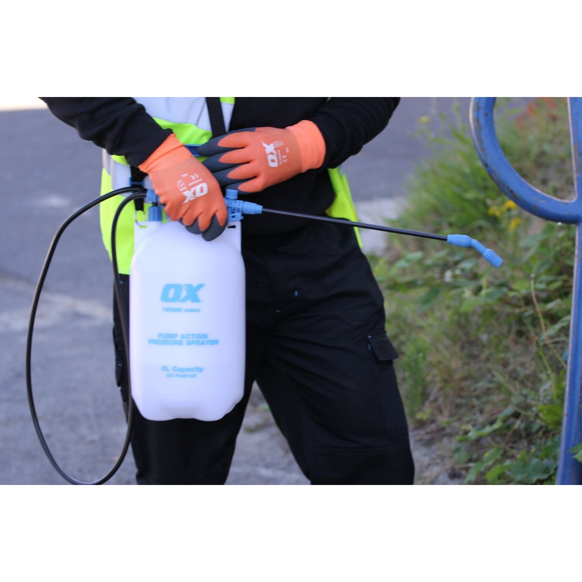 OX Pump Action Pressure Sprayer - 5 Litre OX-T045105