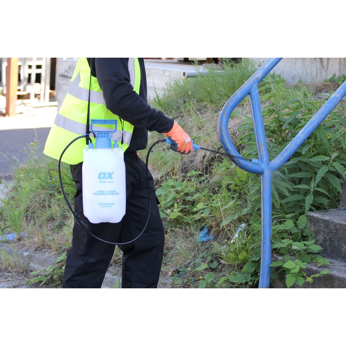 OX Pump Action Pressure Sprayer - 5 Litre OX-T045105