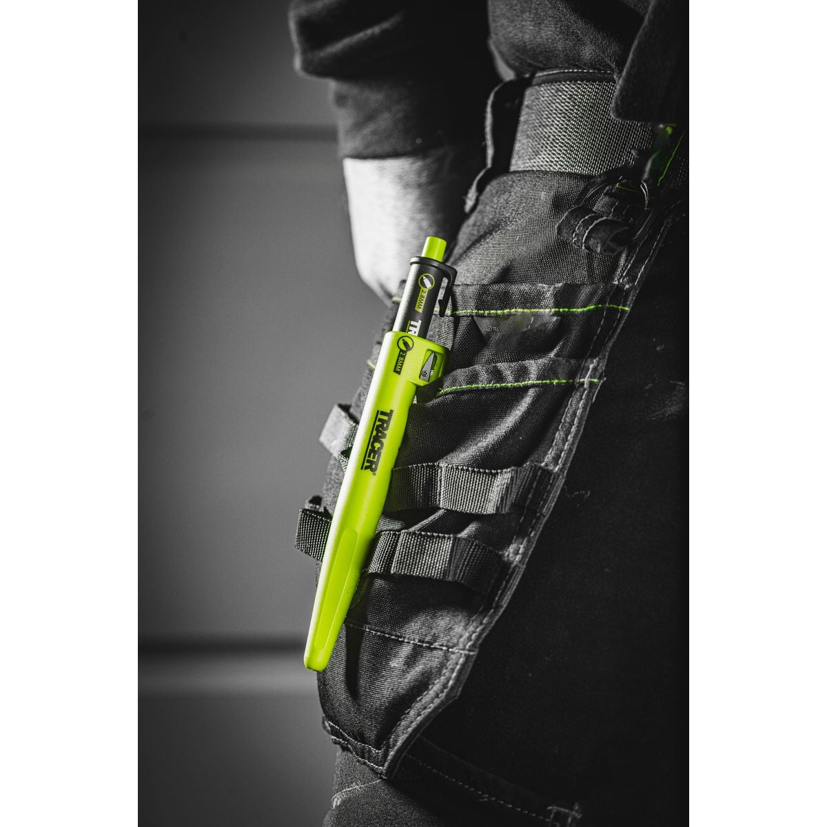 TRACER 2.8MM Deep Hole Pencil + 12pc Lead Holster TMK1