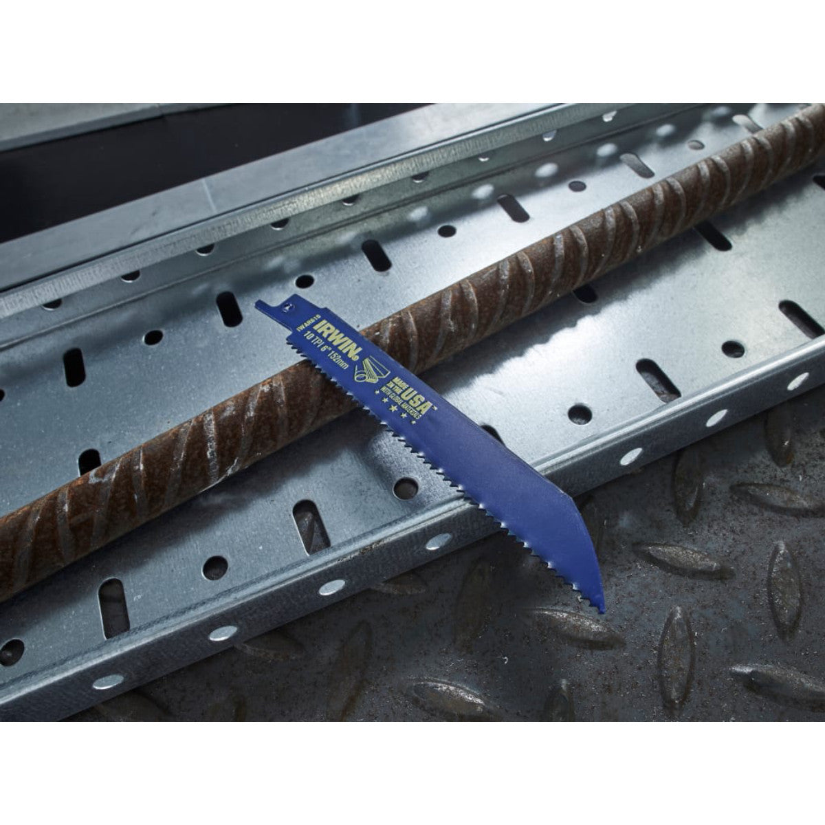 IRWIN 610R Sabre Saw Blade Metal & Wood Cutting 150mm (Pack 2) IRW10506427