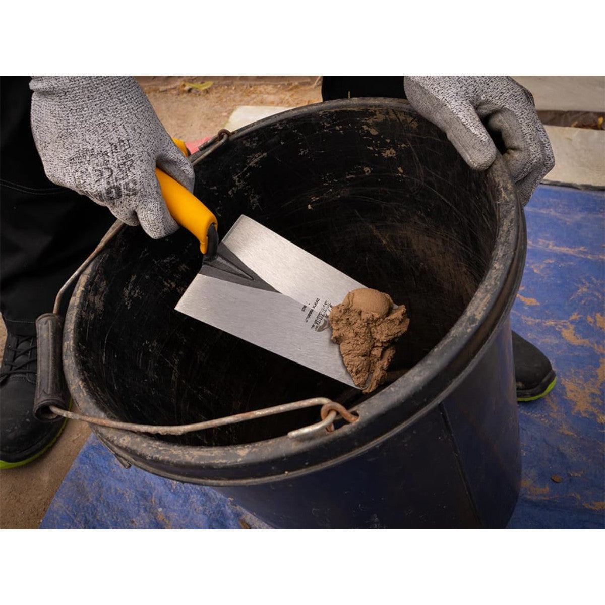 Roughneck Bucket Trowel 180mm (7in) ROU51070