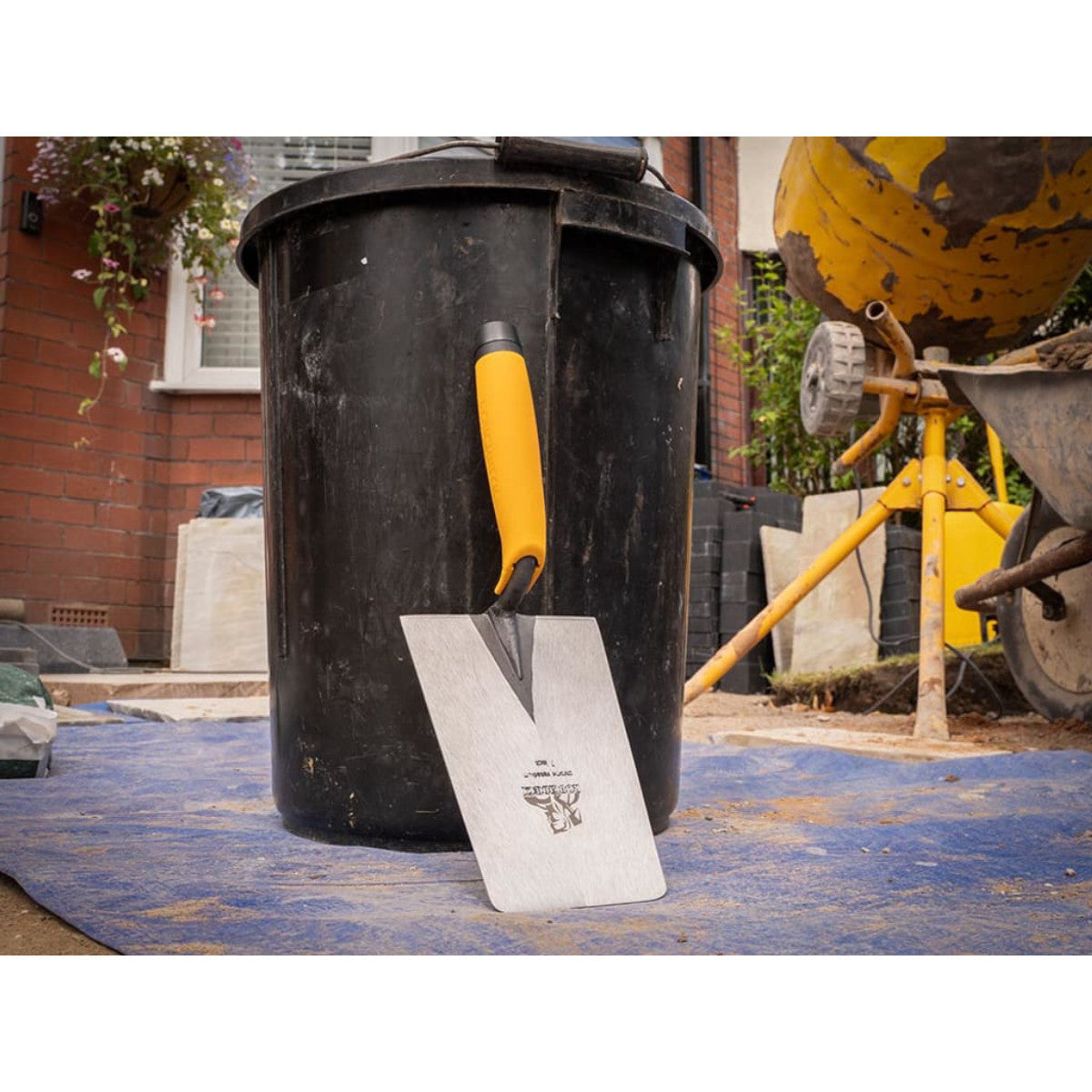 Roughneck Bucket Trowel 180mm (7in) ROU51070