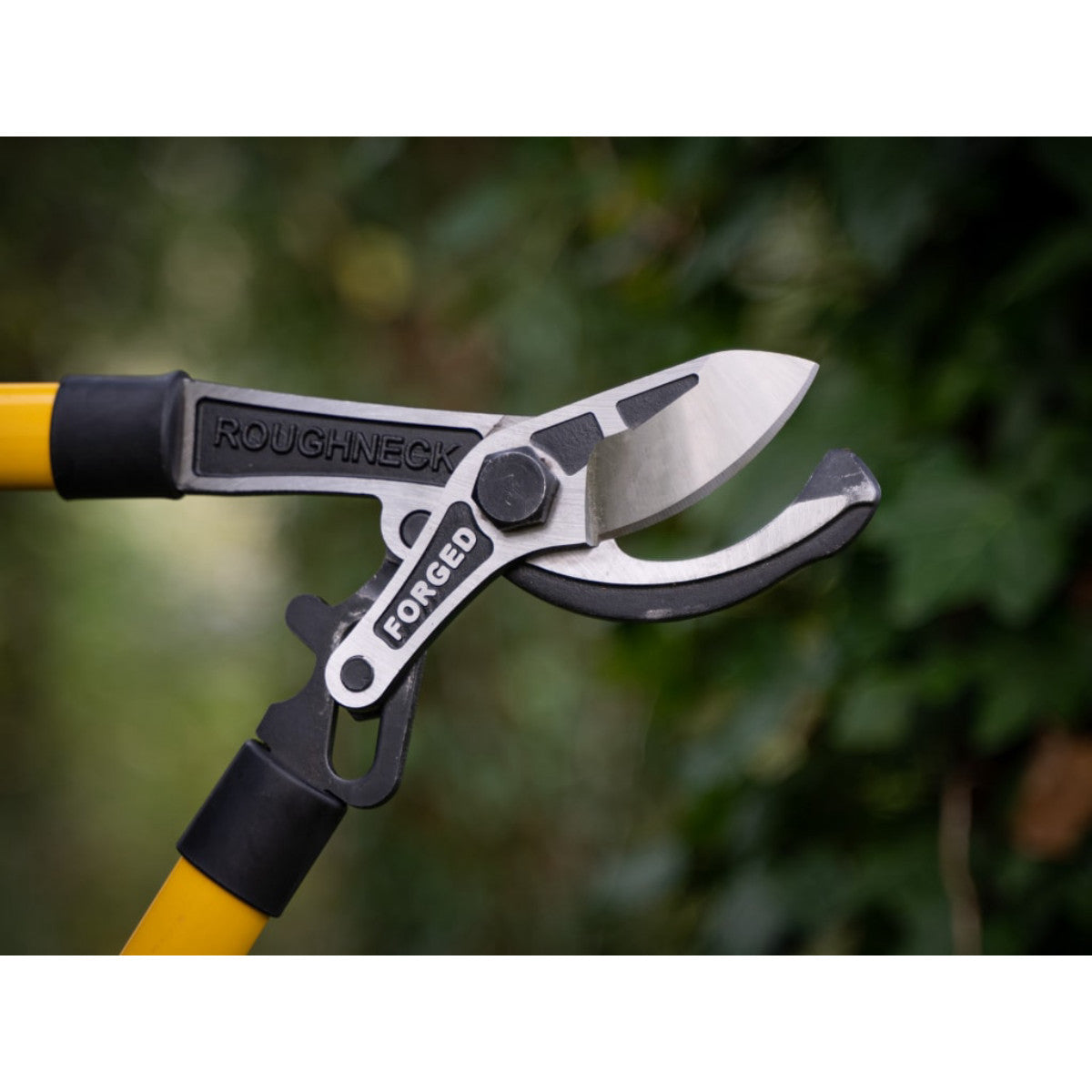 Roughneck XT Pro Telescopic Bypass Loppers 695-945mm (27.1/2-37.3/4in) ROU66868