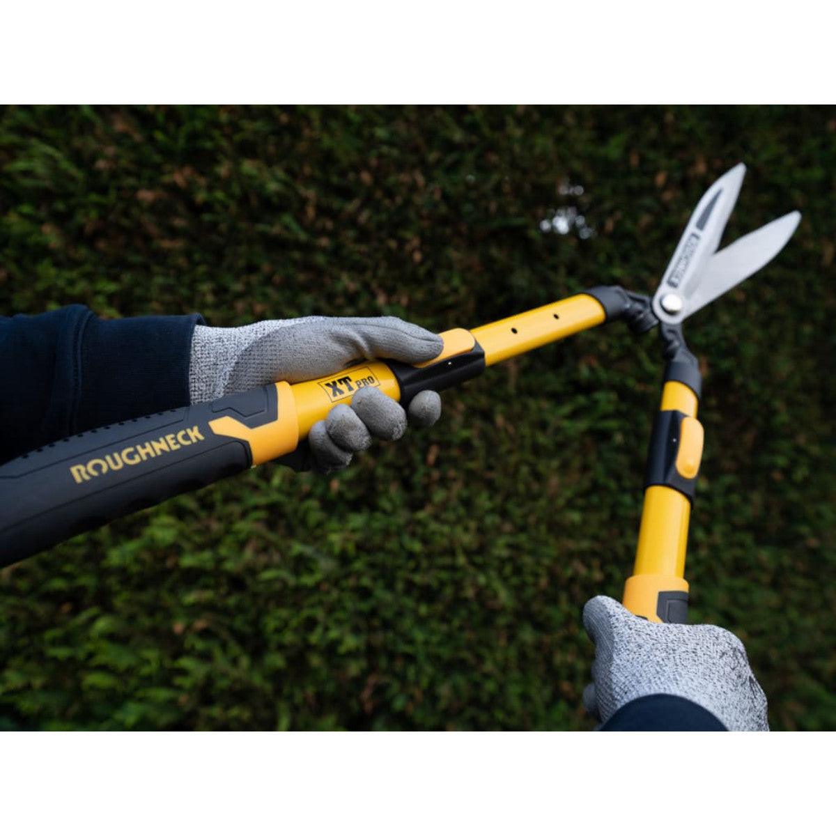 Roughneck XT Pro Telescopic Hedge Shears 700-895mm (27.1/2-35.1/4in) ROU66871