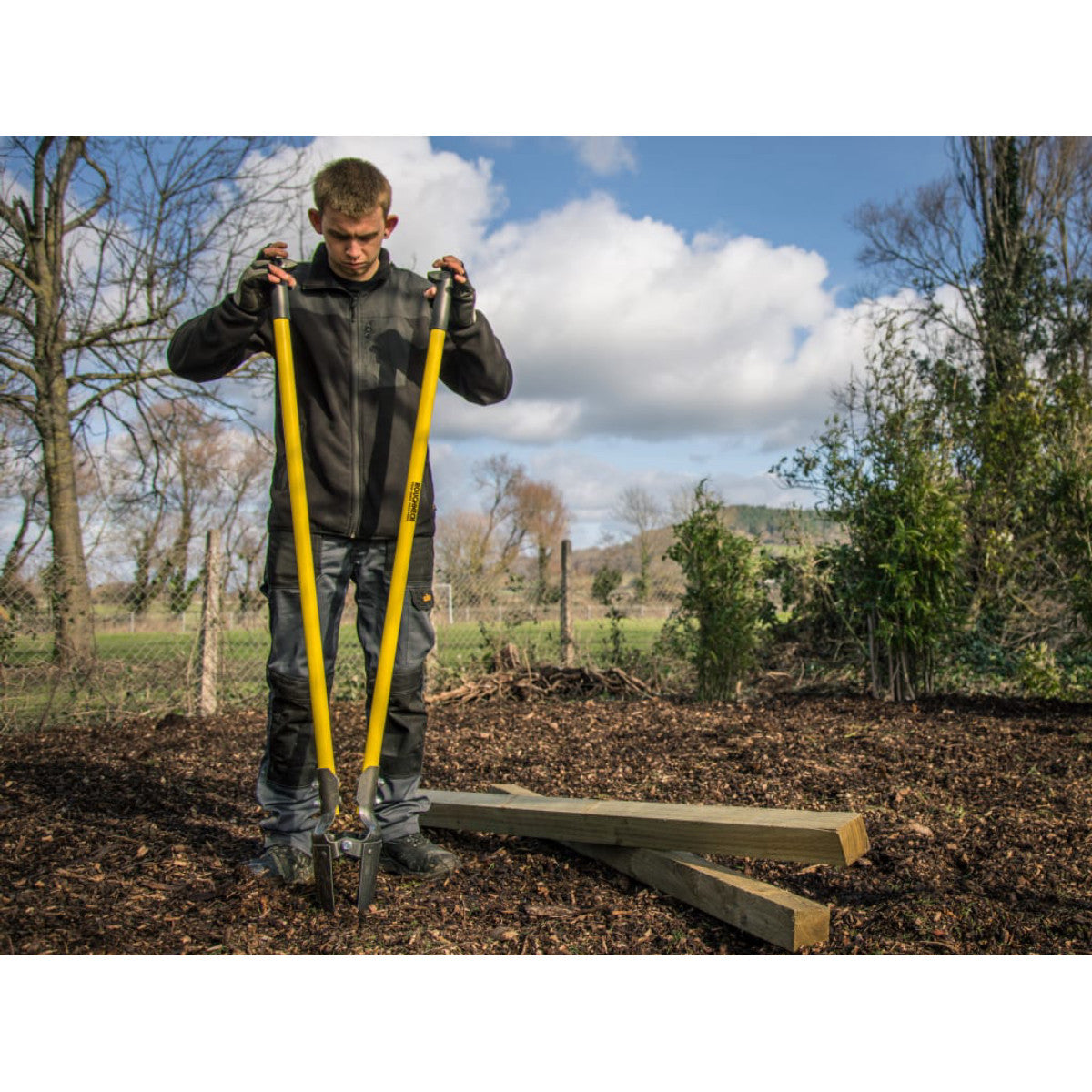 Roughneck Post Hole Digger - Traditional Pattern 1.5mm (59in) ROU68250