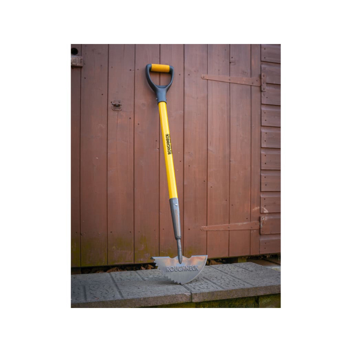 Roughneck Sharp-Edge Lawn Edging Iron ROU68311