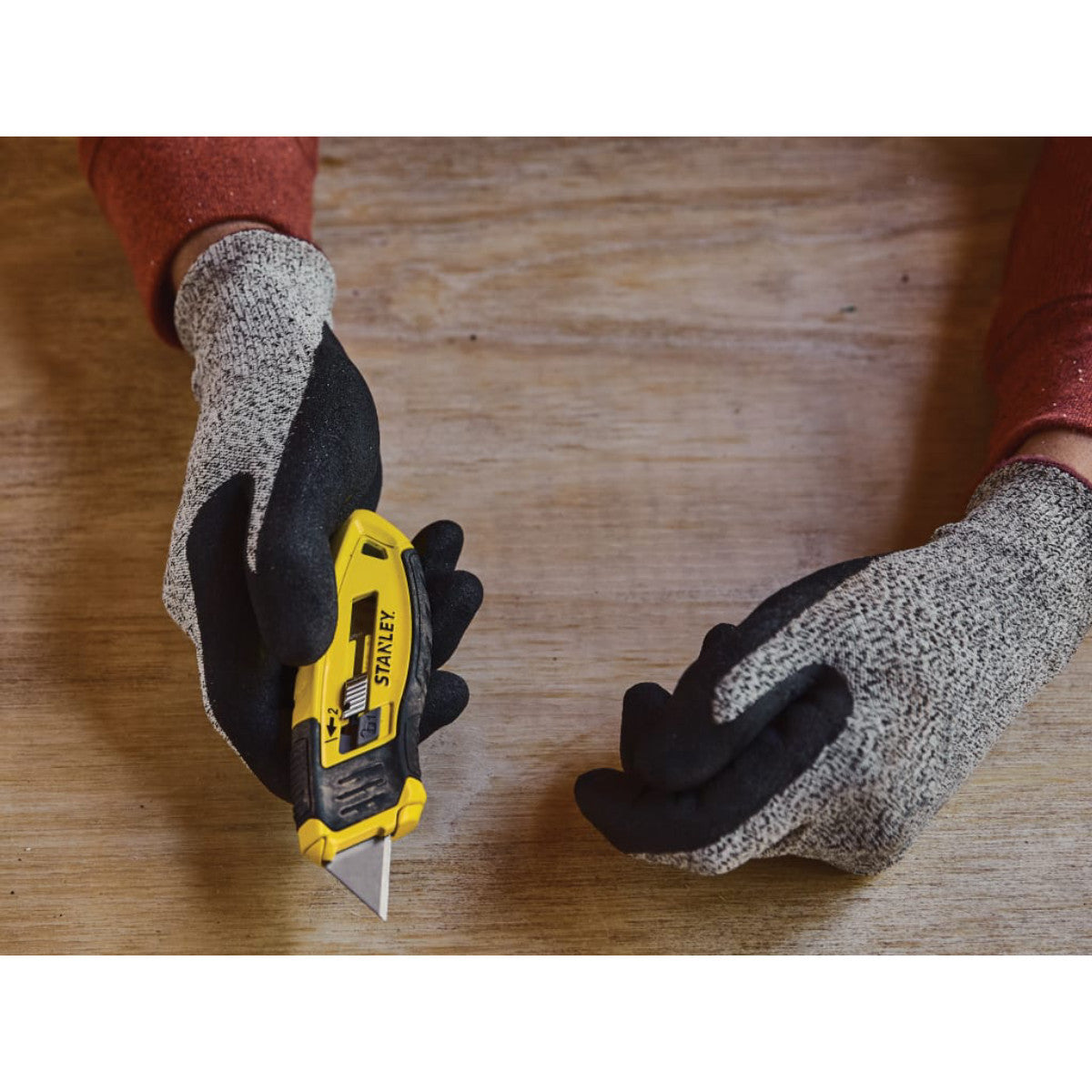 STANLEY Hand Tools Control-Grip Retractable Utility Knife STA010432