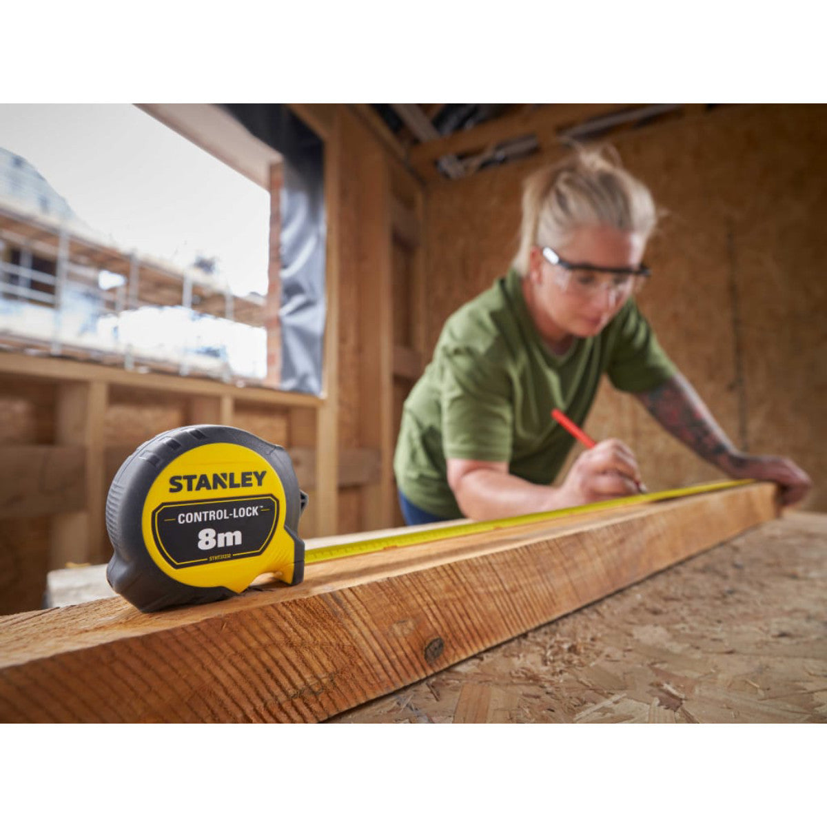 STANLEY Hand Tools CONTROL-LOCK Pocket Tape 8m (Width 25mm) (Metric only) STA037232