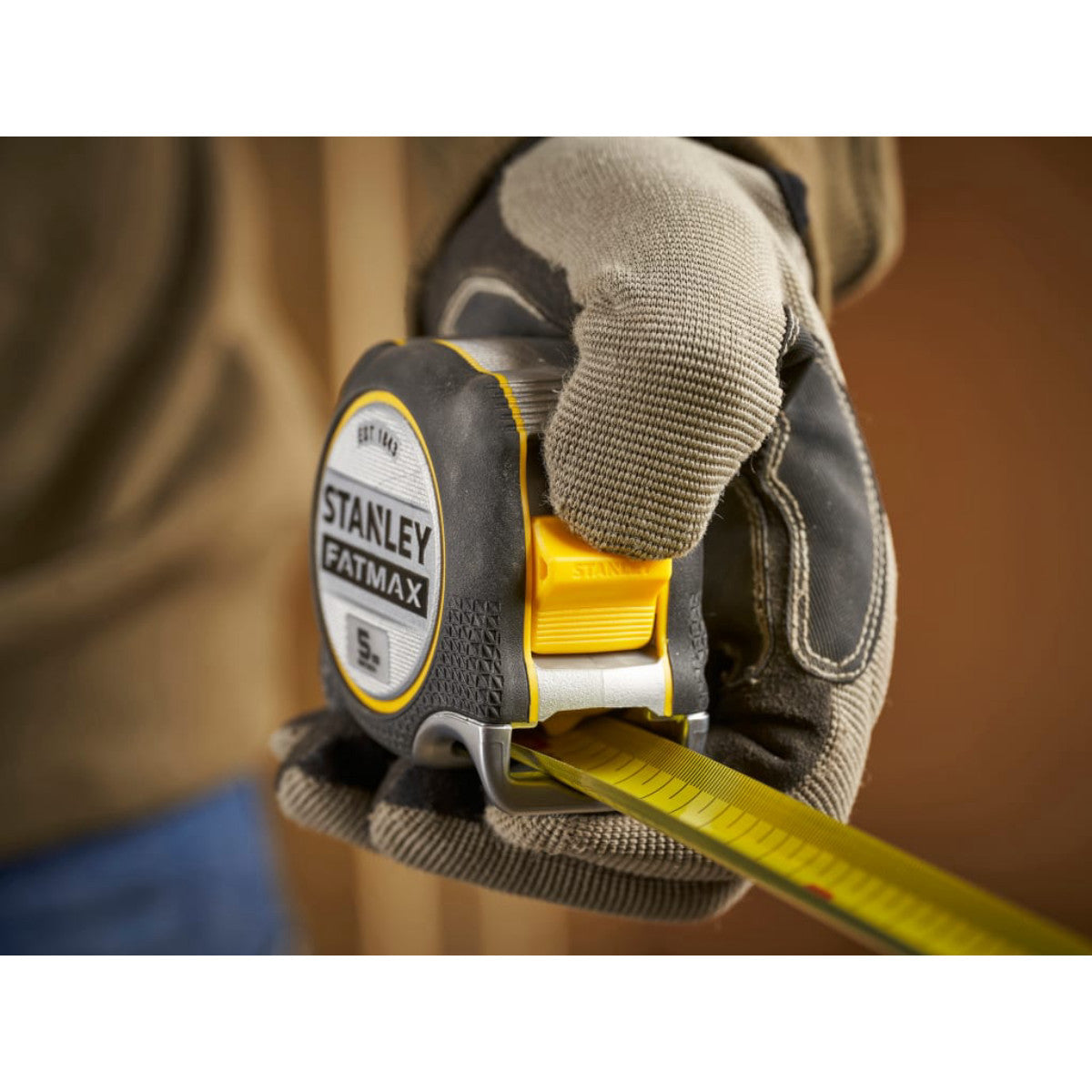 STANLEY Hand Tools FATMAX XTREME Tape Measure 5m (Width 32mm) (Metric only) STA038214
