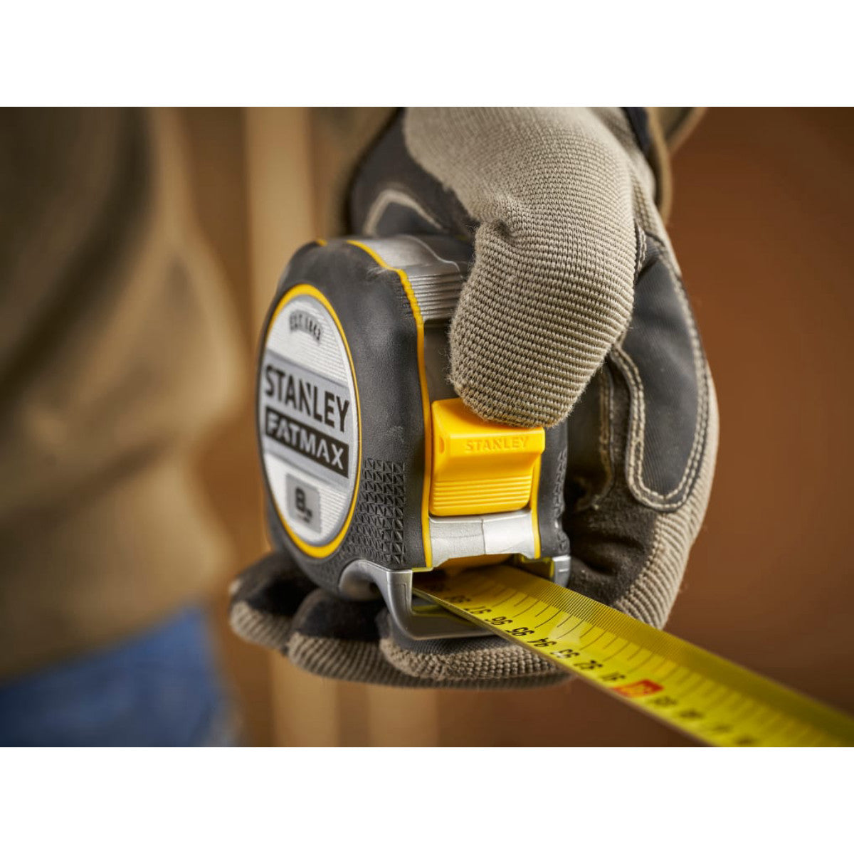 STANLEY Hand Tools FATMAX XTREME Tape Measure 8m (Width 32mm) (Metric only) STA038217