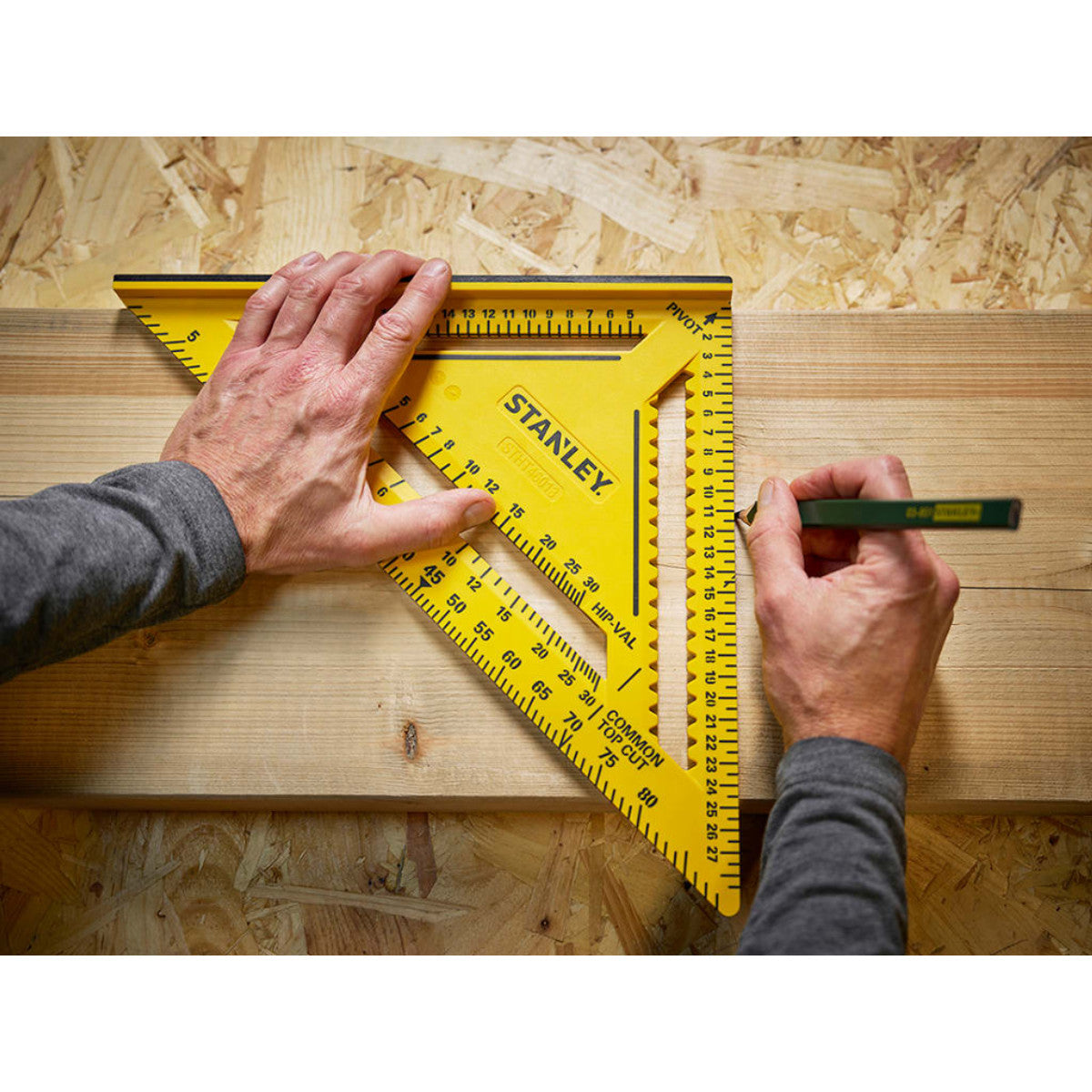 STANLEY Hand Tools QUICKSQUARE Dual Colour ABS Rafter Square 300mm STA046013