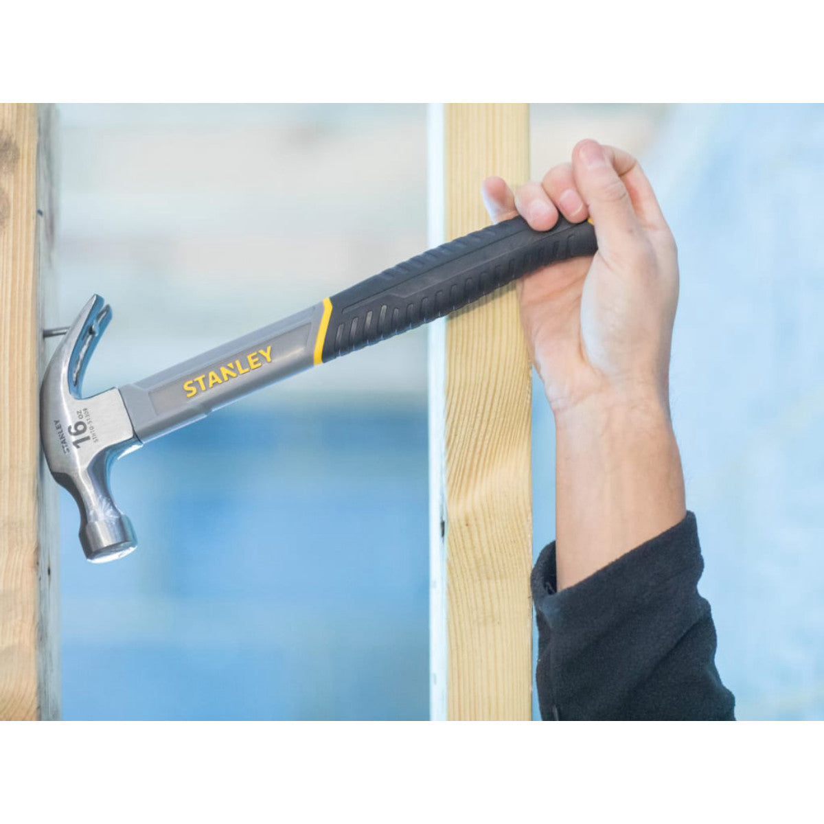 STANLEY Hand Tools Curved Claw Hammer Fibreglass Shaft 450g (16oz) STA051309