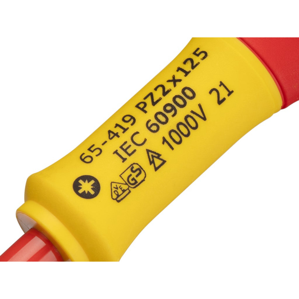 STANLEY Hand Tools FatMax VDE Insulated Screwdriver Pozidriv Tip PZ2 x 125mm STA065419