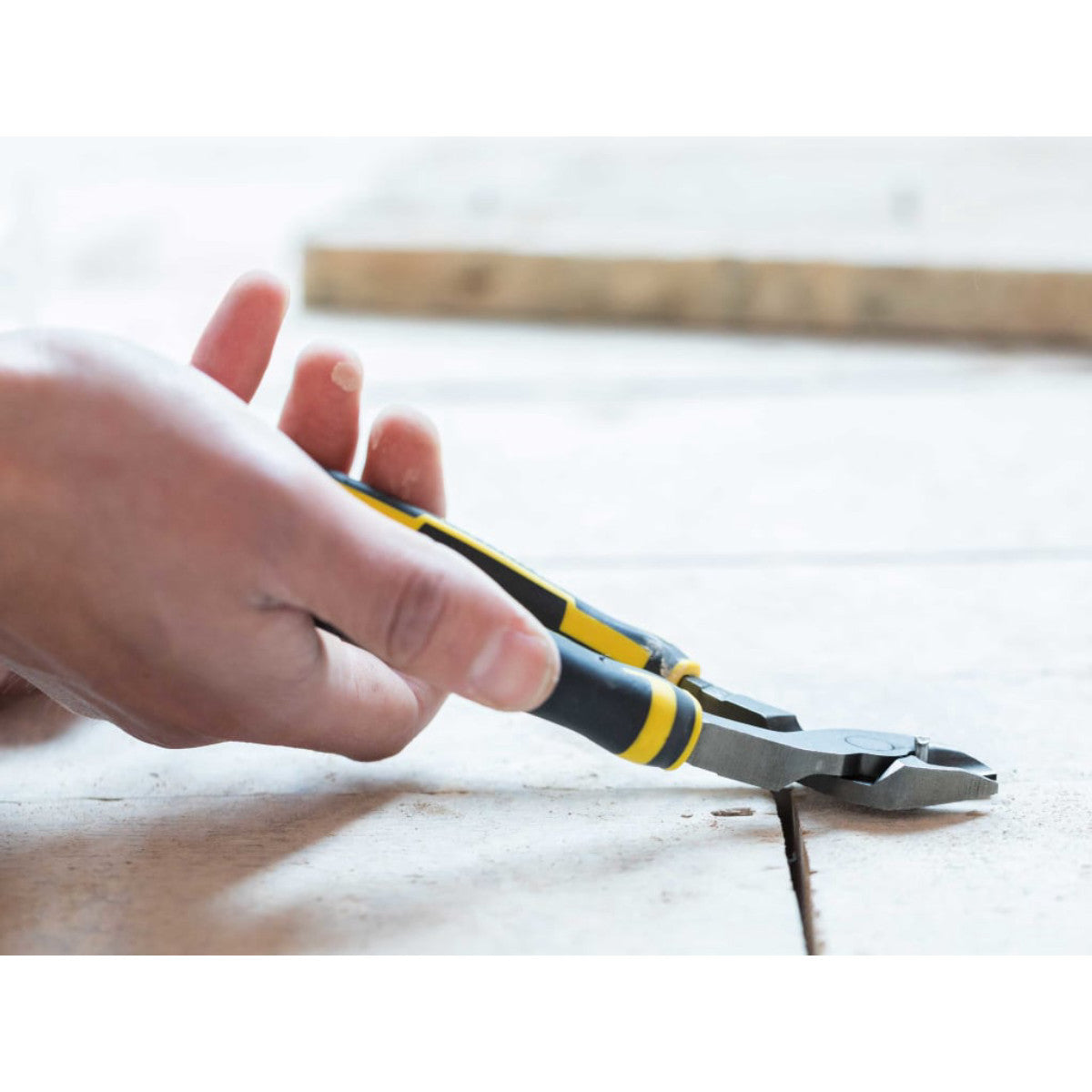 STANLEY Hand Tools FatMax Angled Diagonal Cutting Pliers 160mm (6.1/4in) STA089860