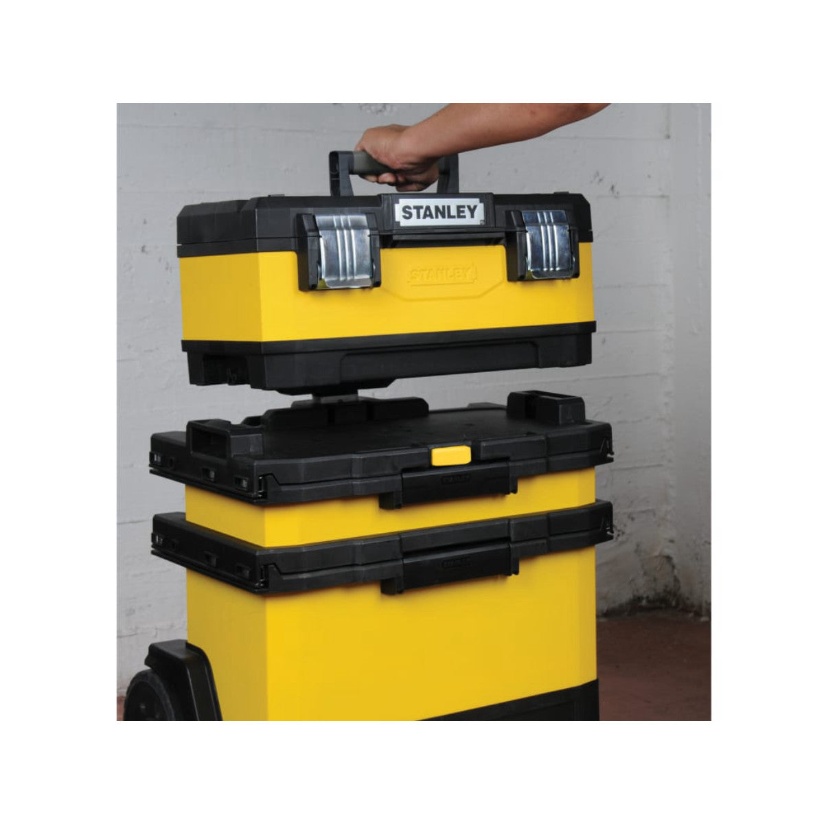 STANLEY Hand Tools Metal & Plastic Rolling Workshop STA195621