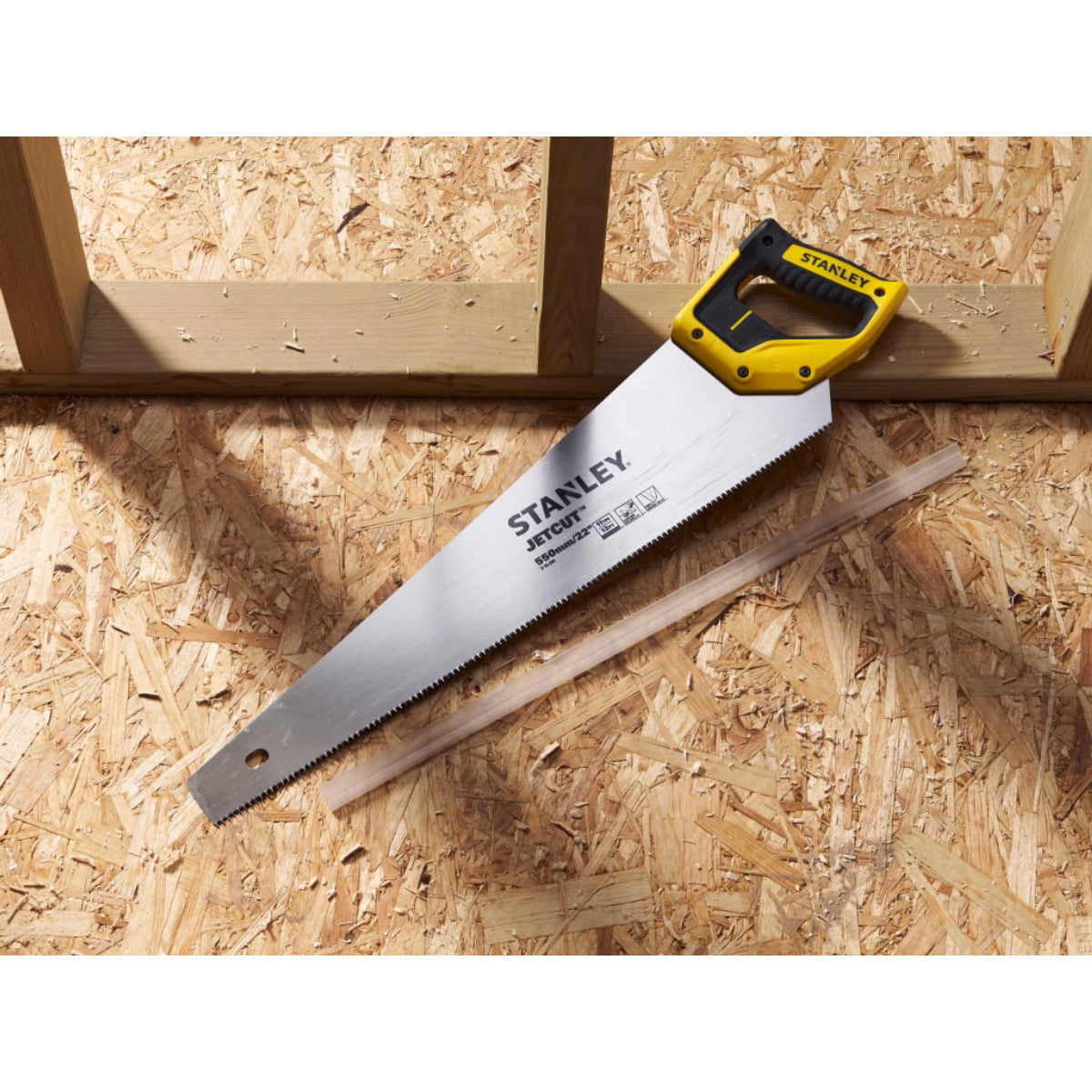STANLEY Hand Tools FatMax Fine Cut Handsaw 550mm (22in) 11 TPI STA215244