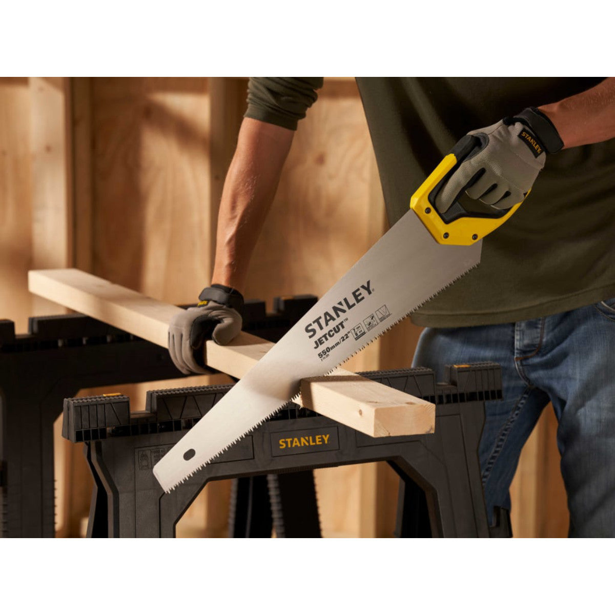 STANLEY Hand Tools Jet Cut Heavy-Duty Handsaw 550mm (22in) 7 TPI STA215289