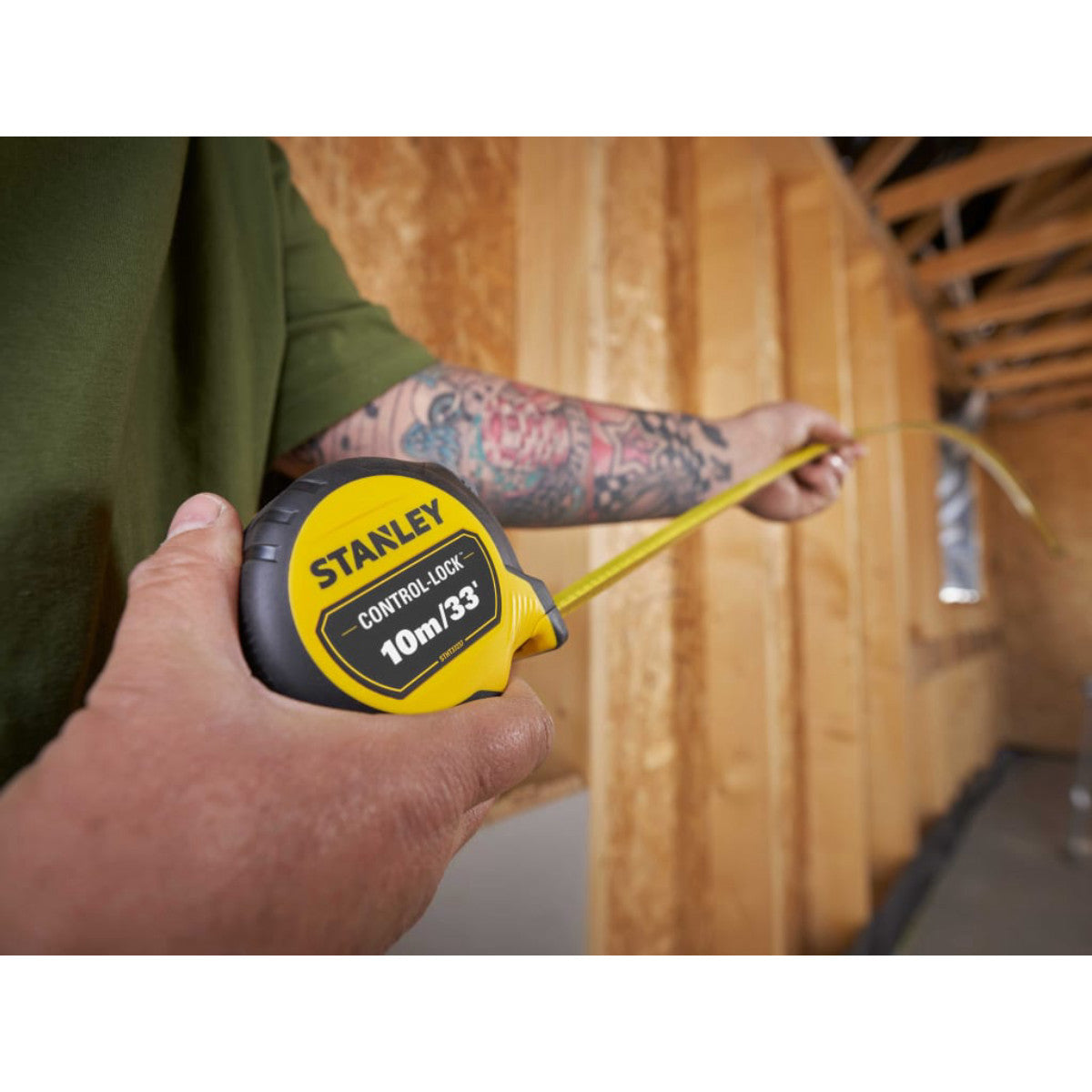 STANLEY Hand Tools CONTROL-LOCK Pocket Tape 10m/33ft (Width 25mm) STA537237