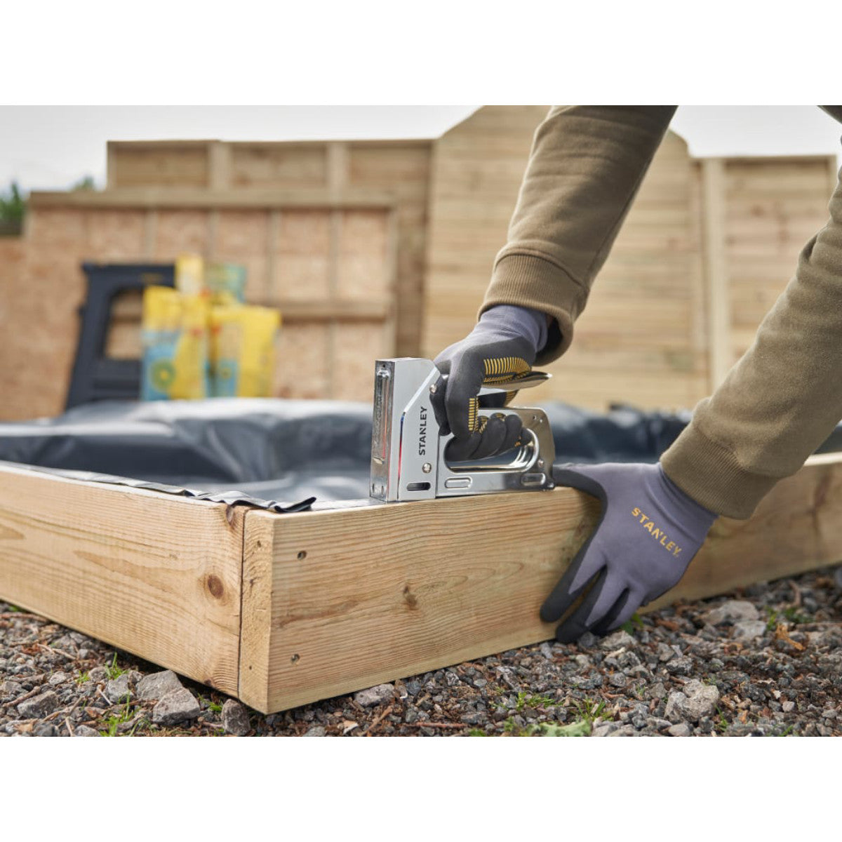 STANLEY Hand Tools TR110 Heavy-Duty Sharpshooter Staple Gun STA6TR110