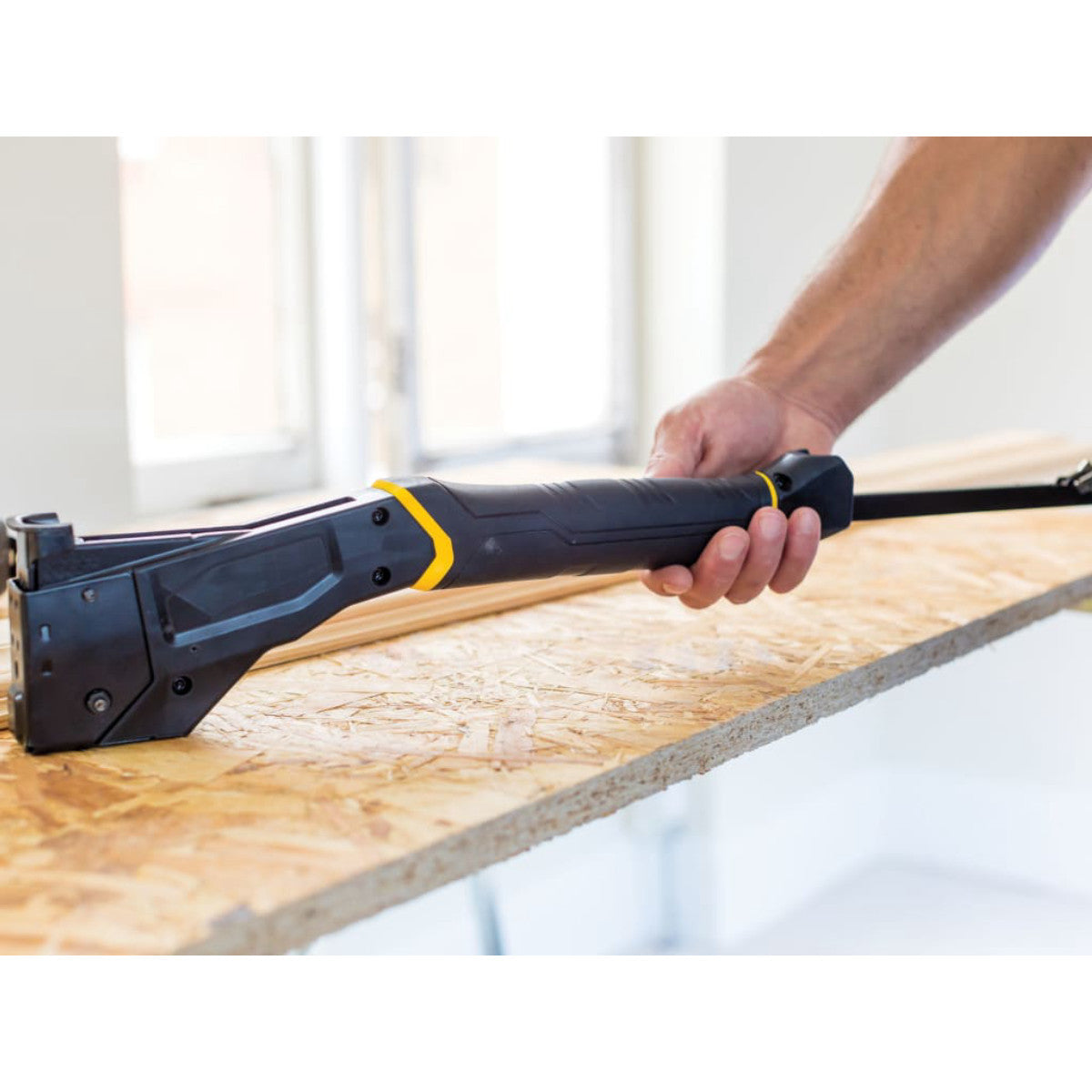 STANLEY Hand Tools FatMax Lightweight Composite Hammer Tacker STA981394