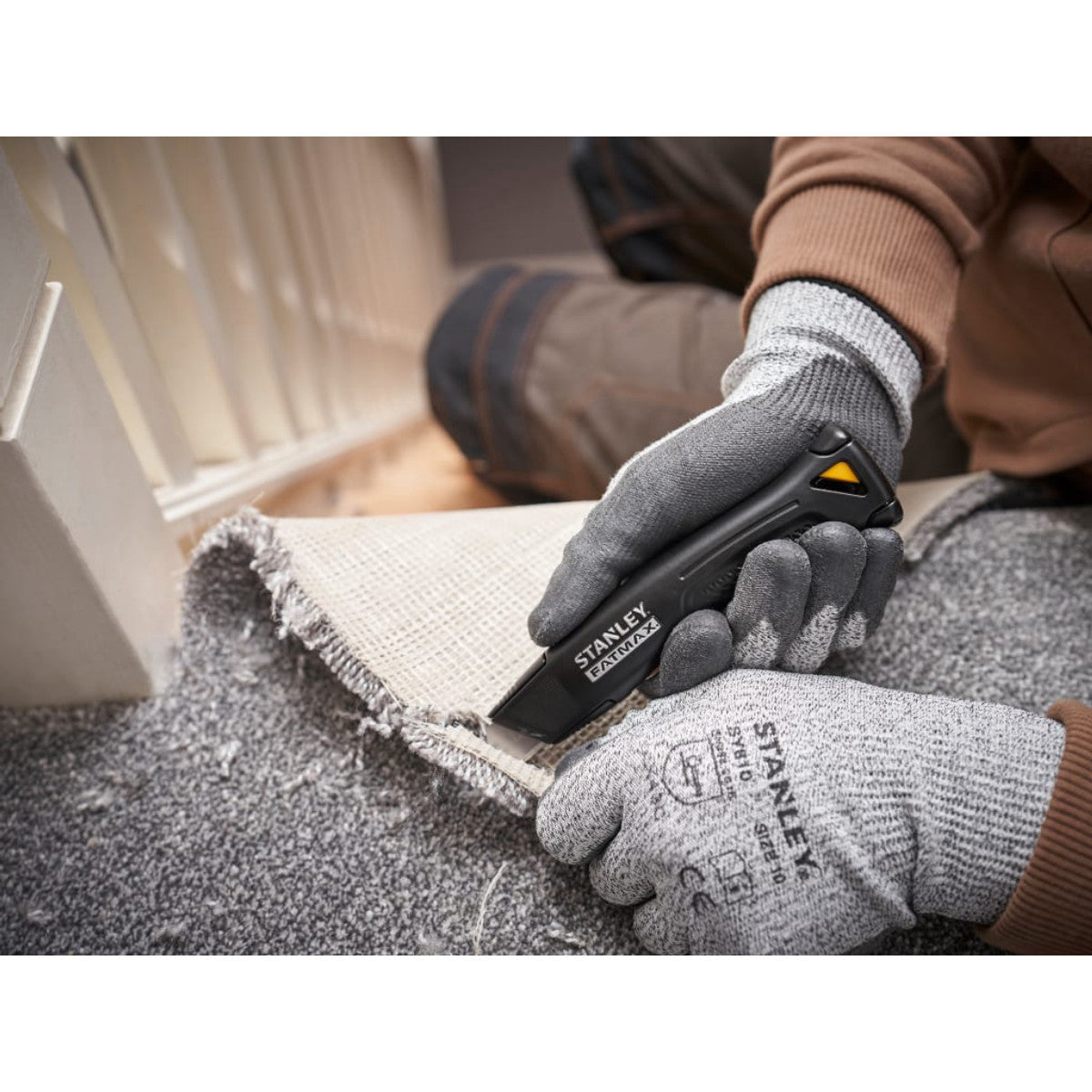 STANLEY Hand Tools FATMAX Heavy-Duty Trade Knife - Black STAFM010500