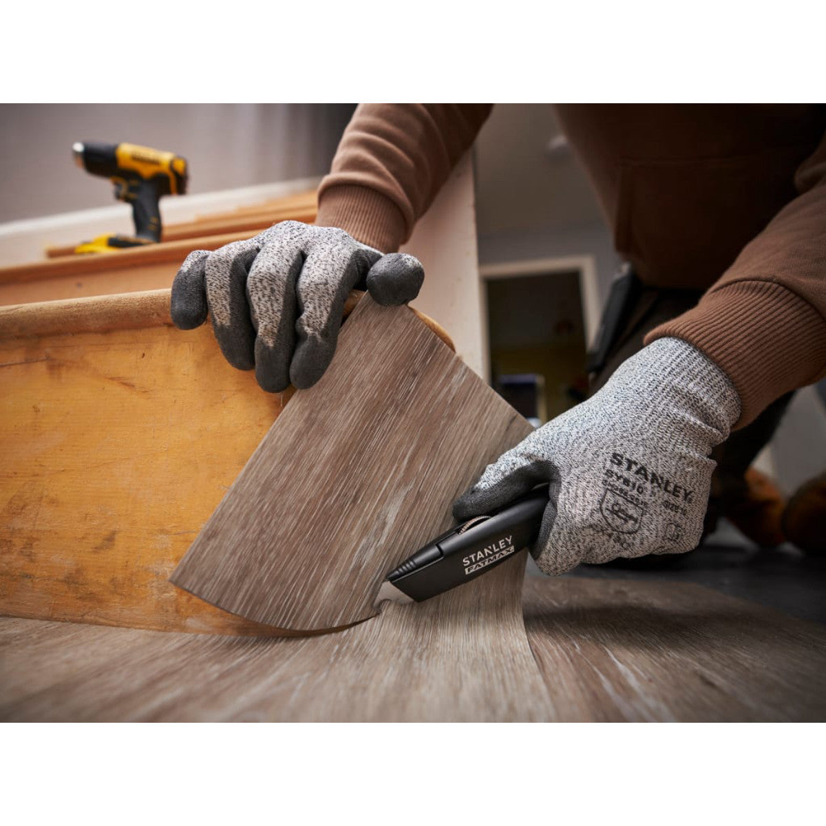 STANLEY Hand Tools FATMAX Heavy-Duty Trade Knife - Black STAFM010500